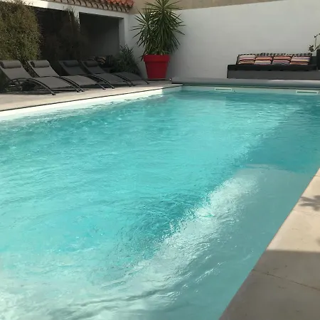 Guest house La Casa Sanills