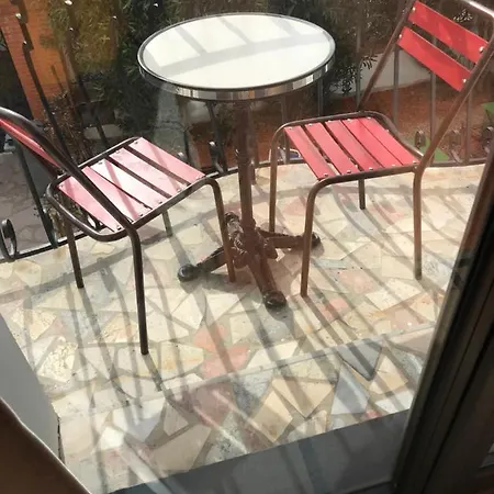 La Casa Sanills Guest house